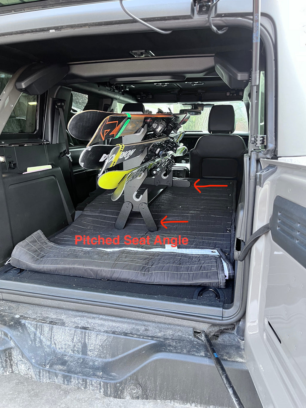 nternal Ski Mobile Rack | SUVs, Vans, Crossovers, Hatchbacks