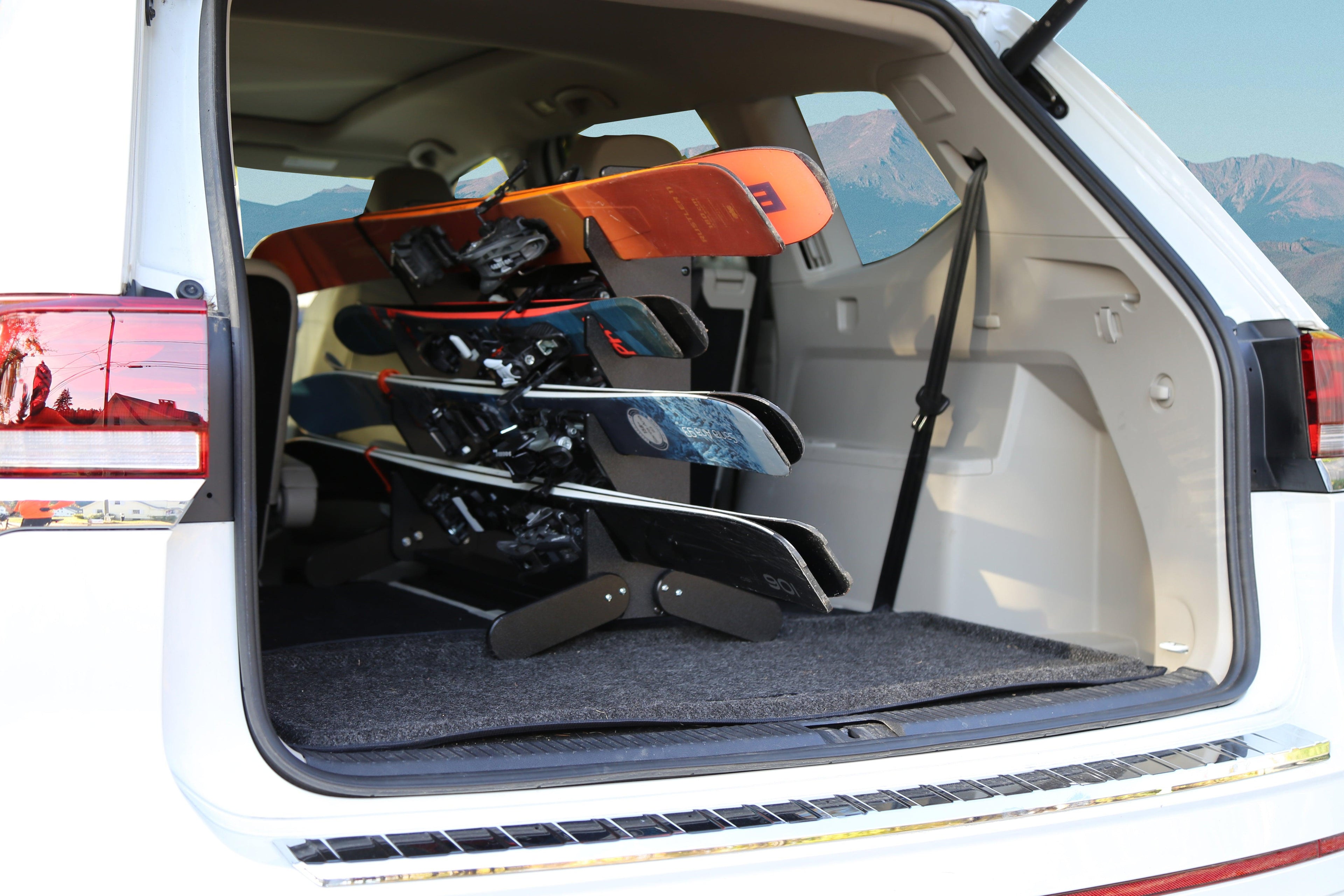 nternal Ski Mobile Rack | SUVs, Vans, Crossovers, Hatchbacks
