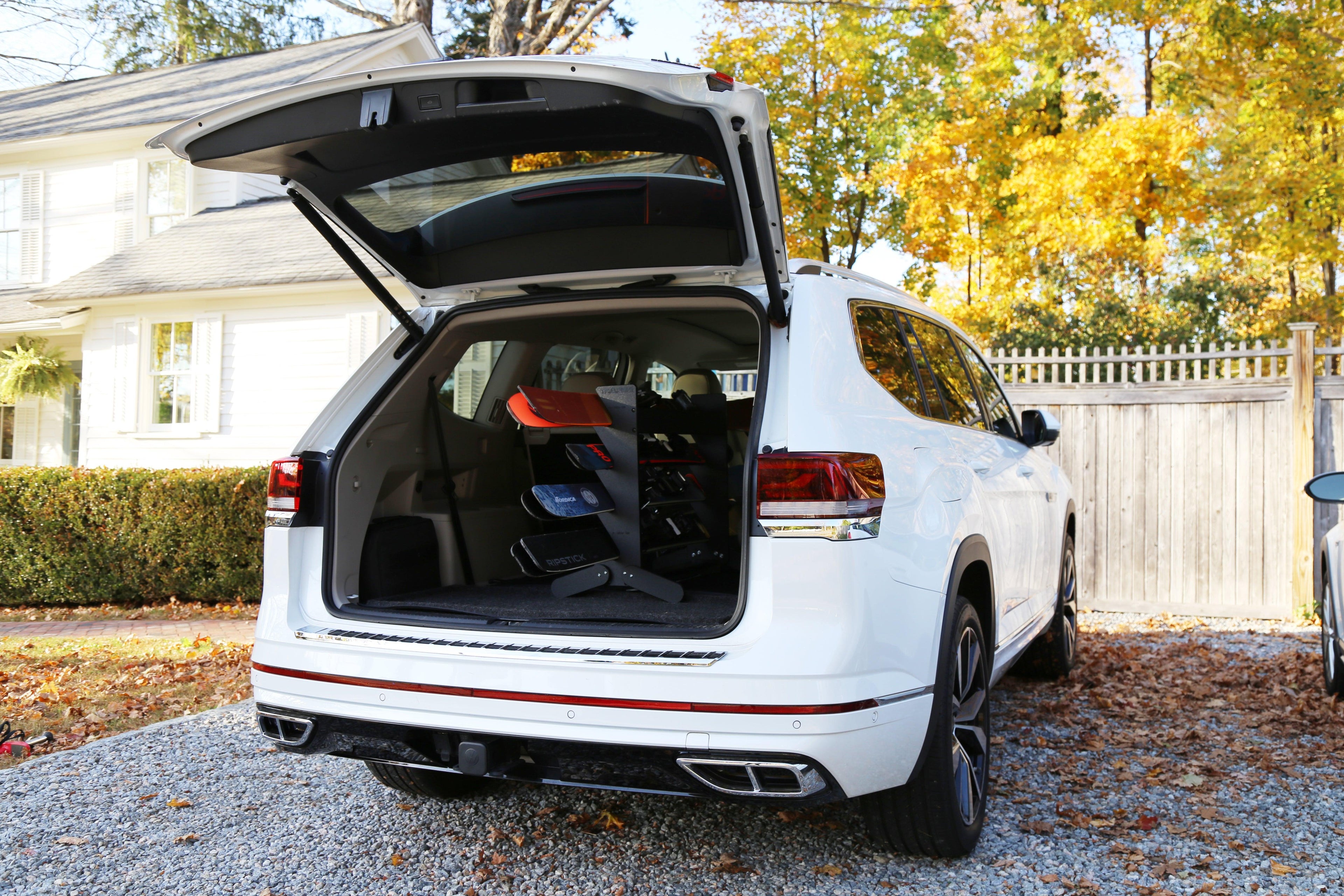 nternal Ski Mobile Rack | SUVs, Vans, Crossovers, Hatchbacks