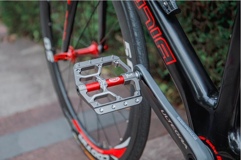 Wide Flat Mountain Road Cycling Bicycle Bike Pedal 3 Sealed Bearings 9/16 in Aluminum